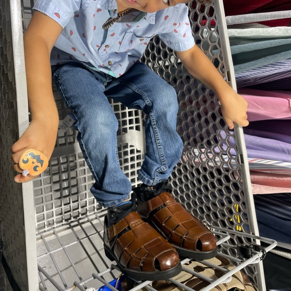 Meet your Posher, Karyn - Picture 2 of 16